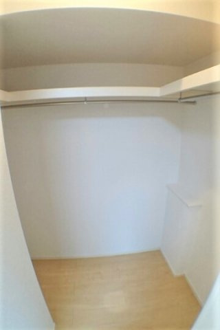 ポルトボヌールⅡの収納|小物を収納するのに便利です