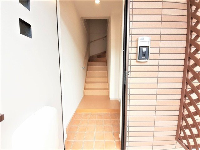 ＪｏｕＨｏｐｅⅤ　Ｆの玄関|シンプルで使いやすい玄関です