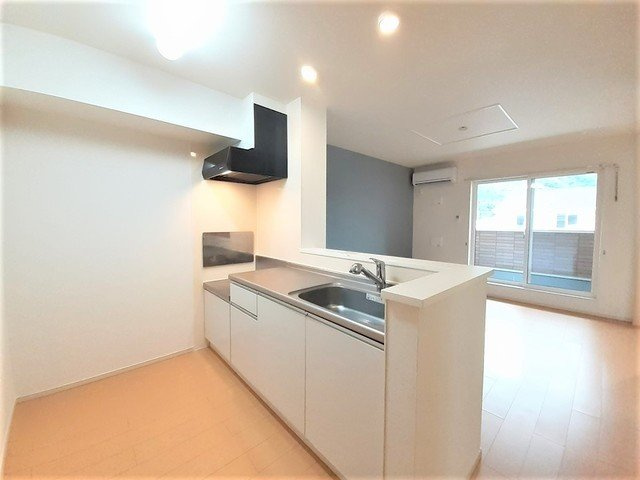 ＪｏｕＨｏｐｅⅤ　Ｆのキッチン|コンパクトなキッチンで掃除もラクラク