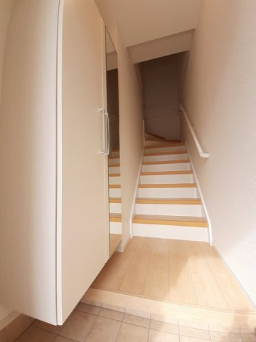 ラ・コリーヌの玄関|きれいな玄関です