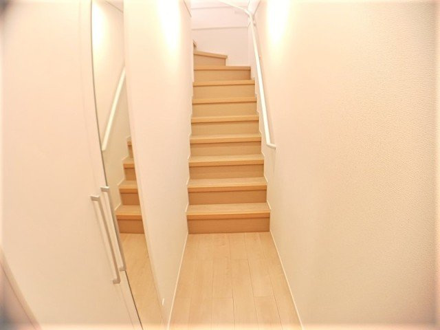 かがみ　ＣＶＯ　秋の玄関|毎日通る玄関はこちらです