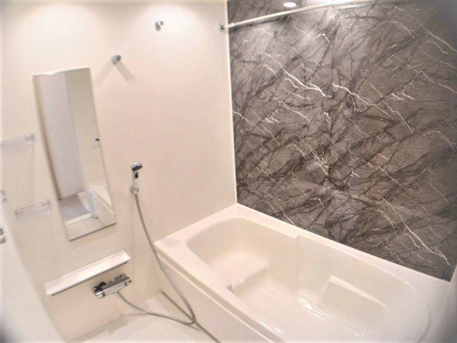 かがみ　ＣＶＯ　秋の浴室|お風呂で日々の疲れを落としましょう