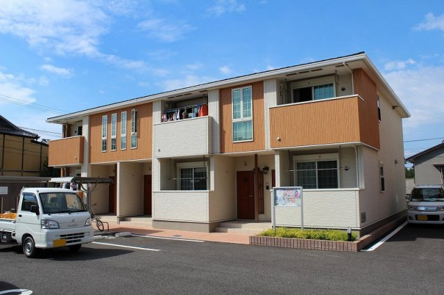 エスト　ウィステリアＡの外観|おしゃれな外観です