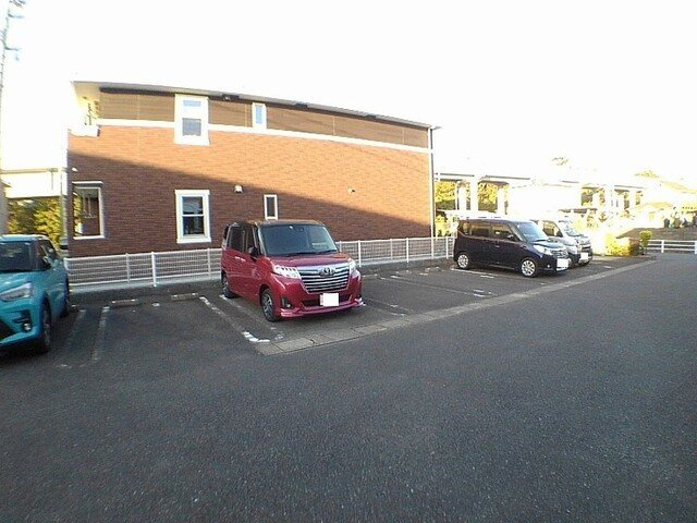 クレマチスＡの駐車場|駐車スペースもあります