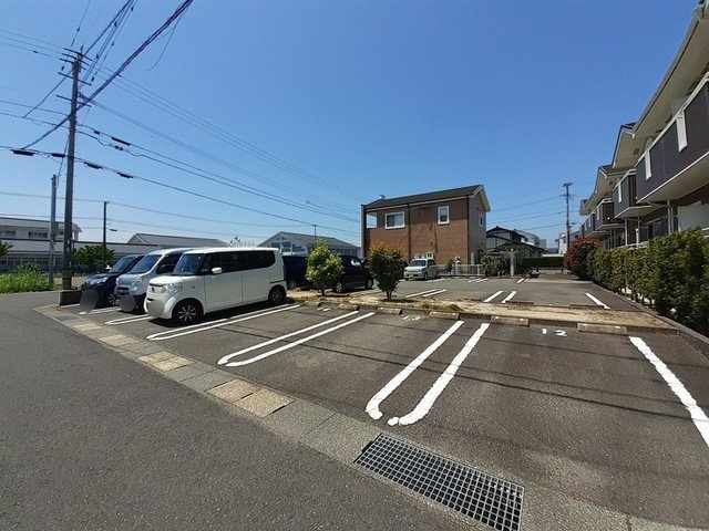 ライフコート東唐津Ｂの駐車場|駐車場があります