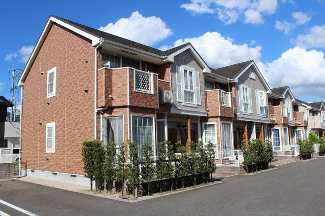 ポライトリーＮＯＺＯＭＩ　Ｃの外観|きれいな外観です