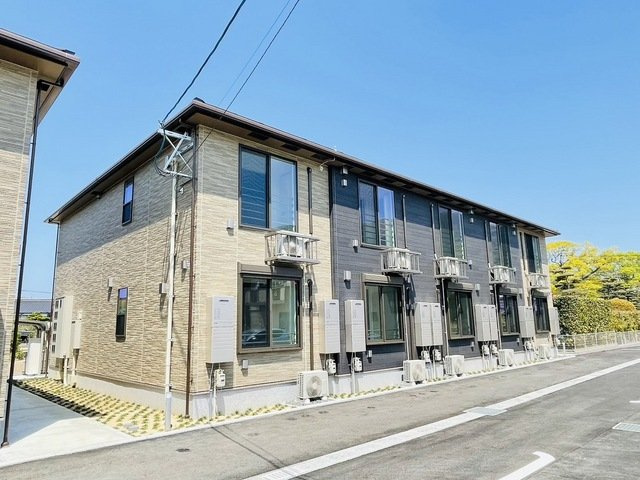 ホーリープレイス唐津　Ⅰの外観|おしゃれな外観です