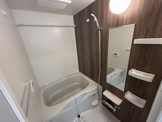 ホーリープレイス唐津　Ⅰの浴室|ゆったり過ごせるお風呂です