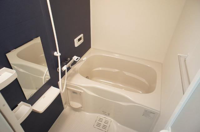 サクシード１の浴室|バス