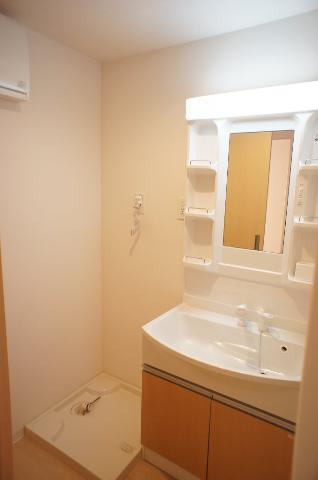 サクシード１の洗面所|洗面