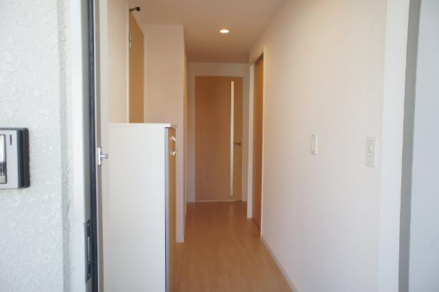 サクシード１の玄関|玄関