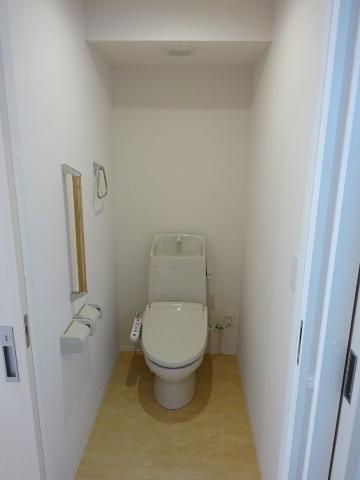 オリエンタルコートＫのトイレ|シャワー付トイレ