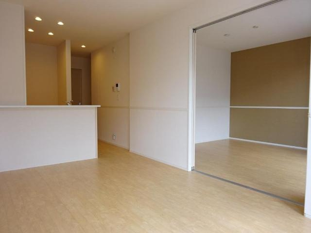 オリエンタルコートＫの居間・リビング|リビング