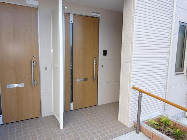 オリエンタルコートＫの玄関|玄関