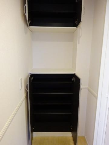 オリエンタルコートＫの玄関|玄関