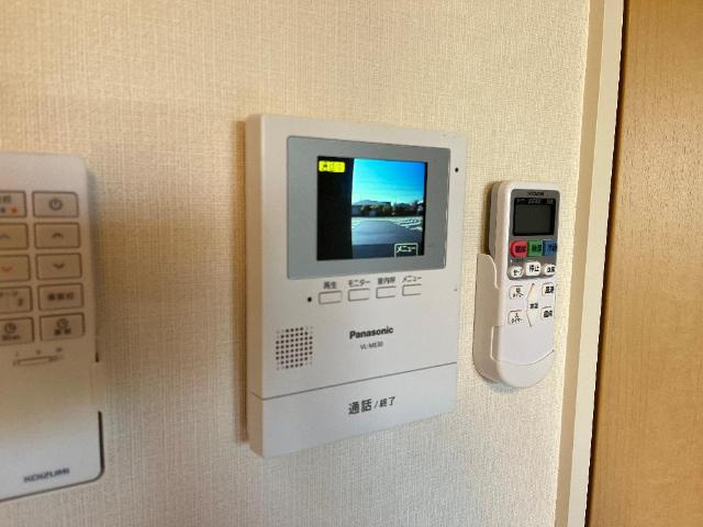 エスポワール虹の内装|カメラ付インターホン