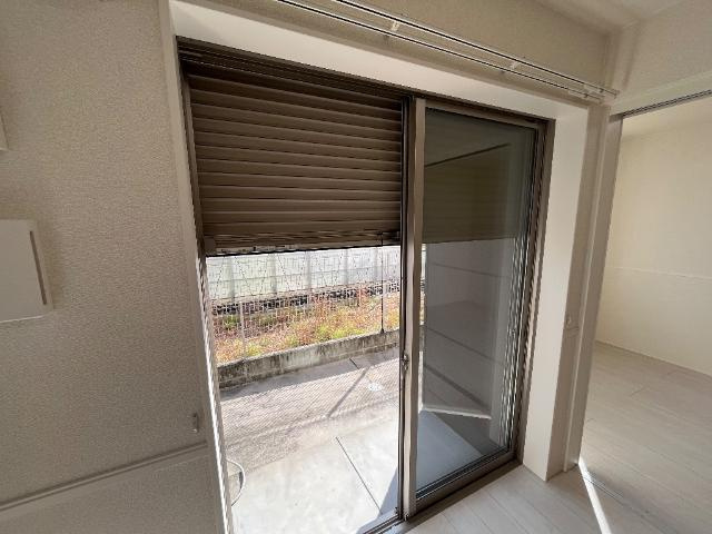 ＵＲＢＡＮ　ＳＱＵＡＲＥの内装|防犯シャッター