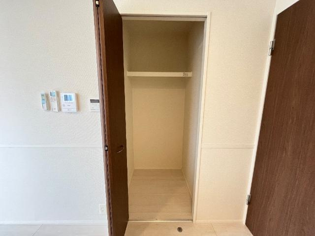 ＵＲＢＡＮ　ＳＱＵＡＲＥの収納|リビング収納