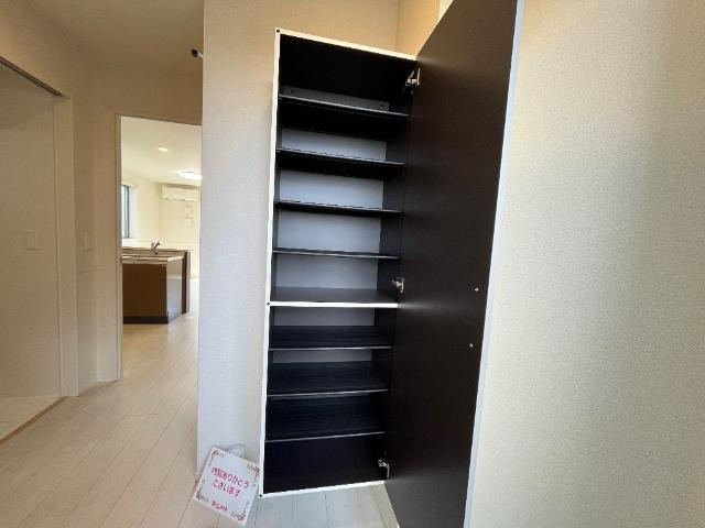 ＵＲＢＡＮ　ＳＱＵＡＲＥの収納|下駄箱