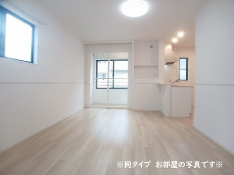 ヴァーチュ葵の居間・リビング