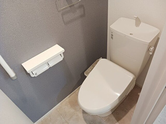 【トイレ】 | メゾン・ド・アンジュＣ | コンパクトで使いやすいトイレです