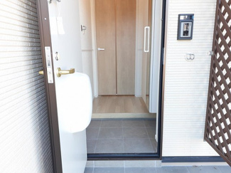 【玄関】 | パークヒルズ利根　五番館 | シンプルで使いやすい玄関です