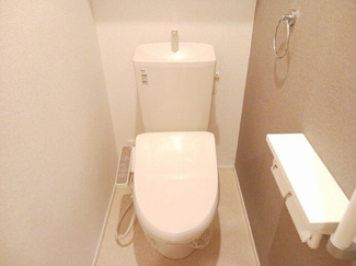 【トイレ】 | ハウス　ＡＩＡＩ | 落ち着いたトイレです