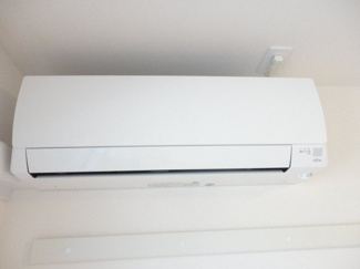 【設備】 | LIEBE（リーベ） | エアコン