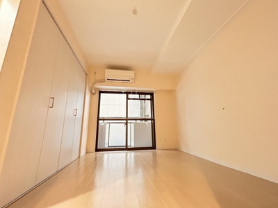 【洋室】 | ODESSA南船場 | ODESSA南船場(オデッサ南船場)　洋室