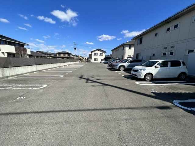 グレースフィールド　Ｂの駐車場