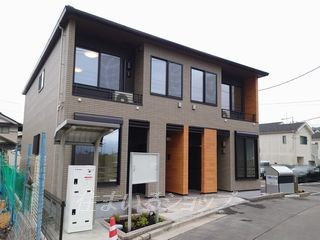 広島市安佐北区三入１丁目のアパート