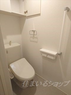 広島市安佐北区三入１丁目のアパートのトイレ