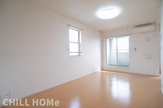 ティエラの居間・リビング|当社、チルホームのHPもご覧ください(^^)/物件情報多数♪