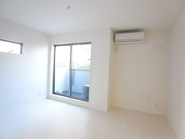 スカイヒルズ羽田の居間・リビング|洋室8.8帖