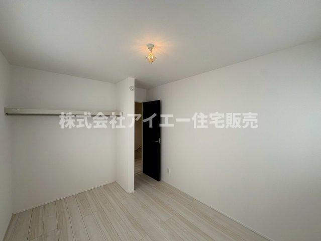 ★★うるま市石川4期-2号棟の洋室|きれいな洋室です