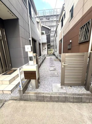 川口飯塚中古戸建の駐車場