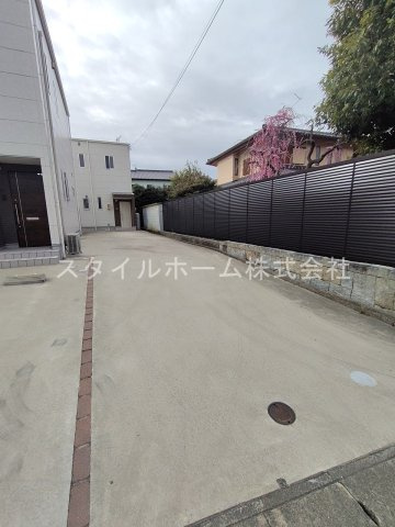 ＩＷ　ＳＵＭＩＫＡの駐車場