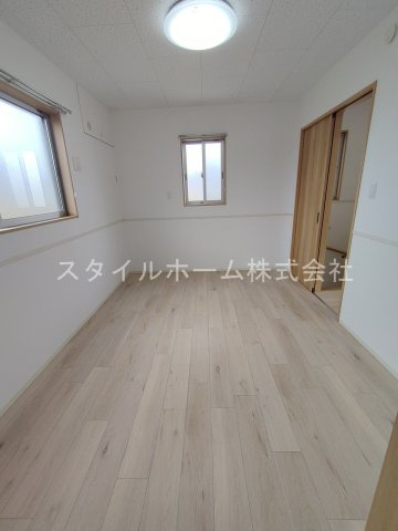 ＩＷ　ＳＵＭＩＫＡの居間・リビング