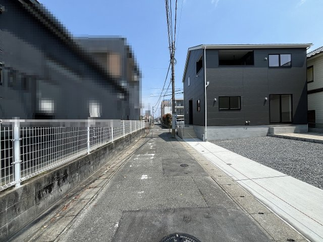 【その他】 | 福岡市南区弥永1丁目第14　1号棟（全1棟）【仲介手数料無料・0円】 | 現地写真。前面道路です。