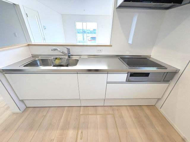 【キッチン】 | 福岡市南区弥永1丁目第14　1号棟（全1棟）【仲介手数料無料・0円】 | 施工例。施工例は完成時と異なる場合があります。