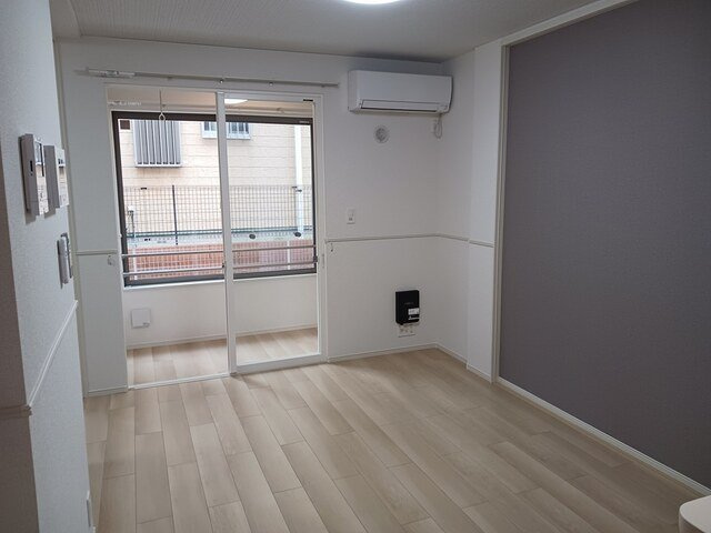 サニーレジデンスⅢの居間・リビング