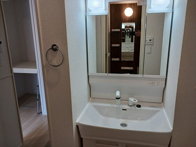 サニーレジデンスⅢの洗面所