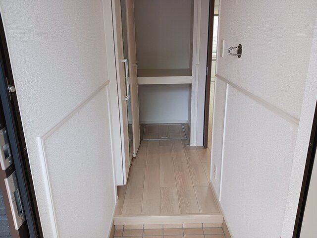 サニーレジデンスⅢの玄関