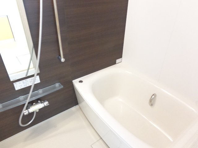 フローリッシュ・ガーデンの浴室|バス