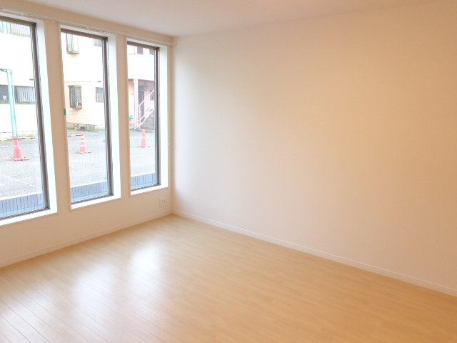 フローリッシュ・ガーデンの居間・リビング|リビング