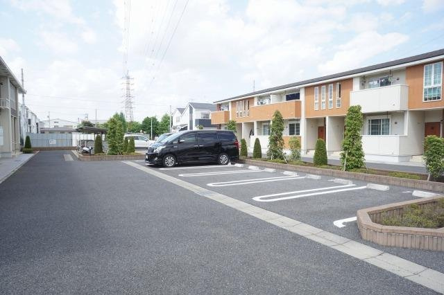 プルメリアの駐車場