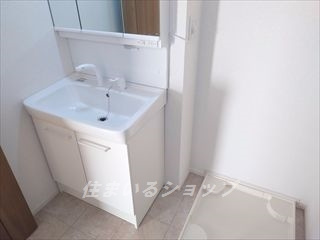 広島市安佐北区可部東４丁目のアパートの洗面所