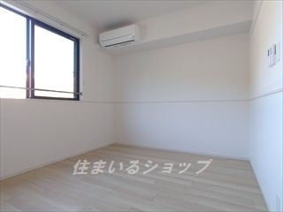 広島市安佐北区可部東４丁目のアパートの寝室