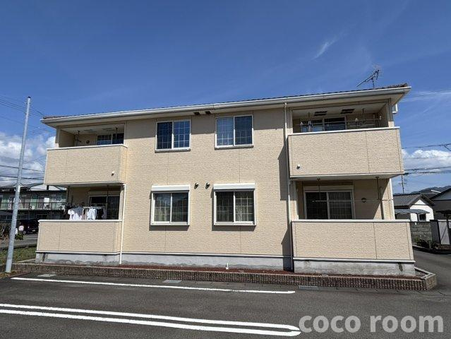 モン・ソレイユＡの居間・リビング