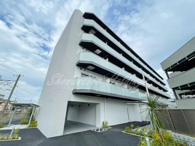 平塚市代官町の賃貸マンションの外観